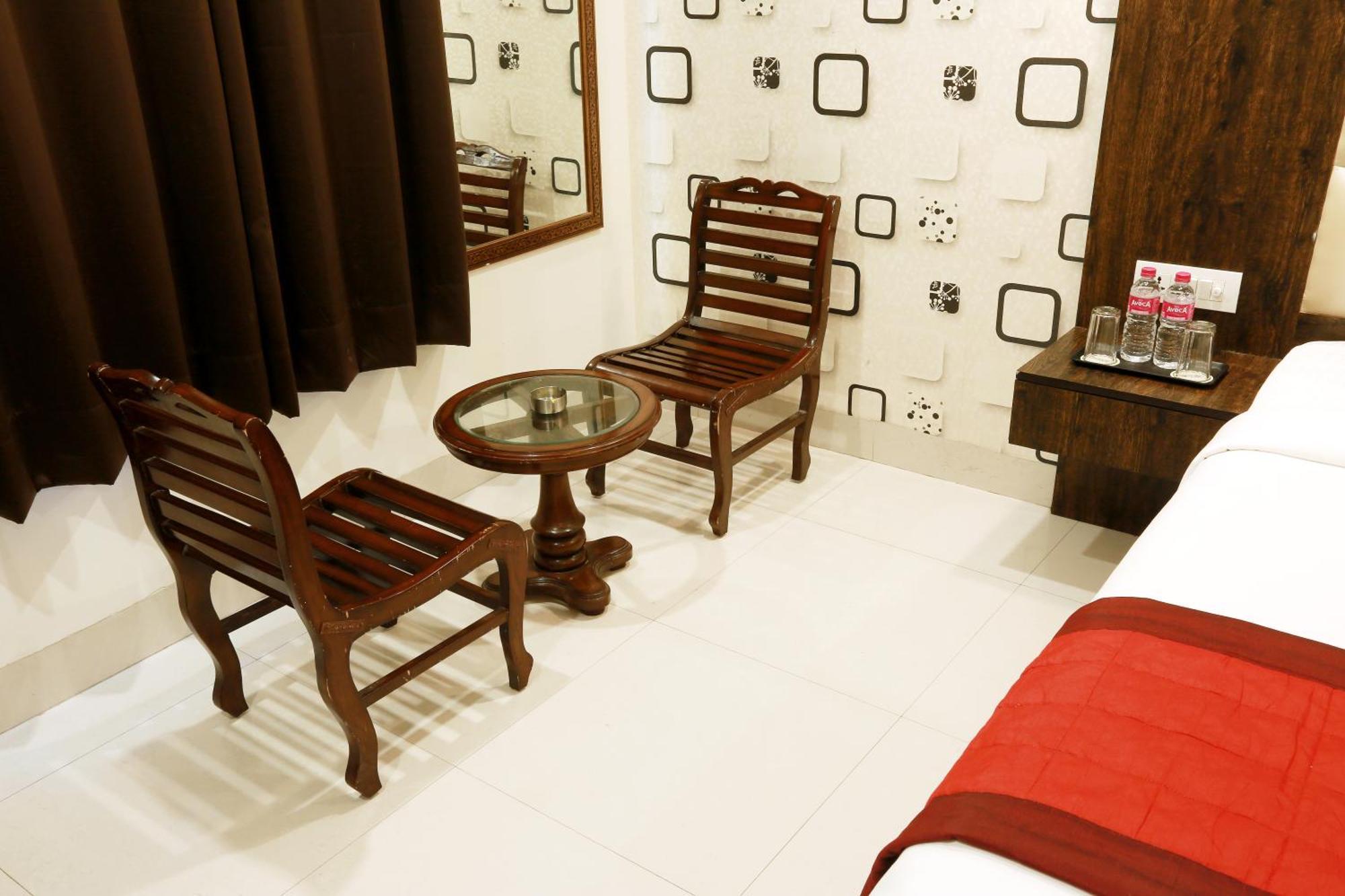 Airport Delhi Aerocity Inn Plaza New Delhi Exterior foto