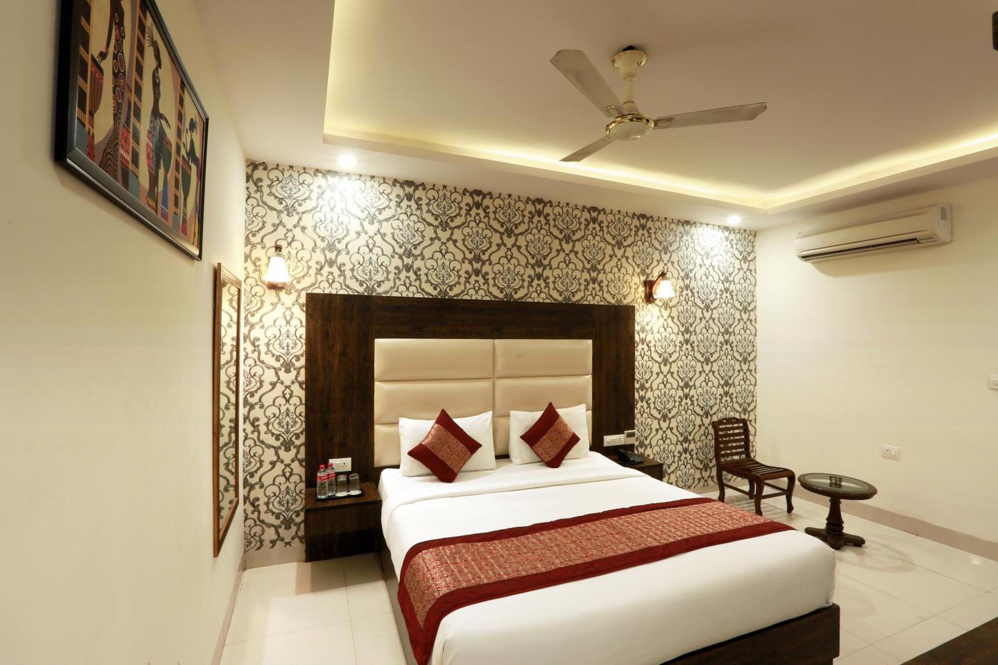 Airport Delhi Aerocity Inn Plaza New Delhi Exterior foto